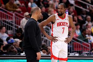 帕金斯：火箭是截止日大输家 市场那么多控卫他们却什么也不做