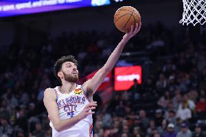 霍姆格伦：我们掌控了该控制的 运气球也在我们这边 所以能赢球