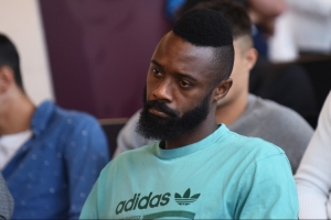 35岁喀麦隆中卫恩库鲁宣布退役，2017年曾帮助球队非洲杯夺冠