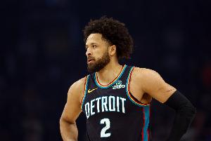 表现全面！坎宁安27中12砍下全场最高33分外加9板7助 罚球7中7