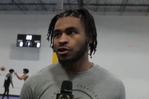 小托马斯：雄鹿一直想要我 我和里弗斯聊过感受到了他们的诚意